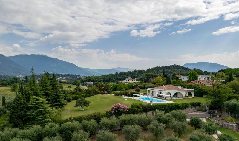 NEW Villa Tosca - image 17