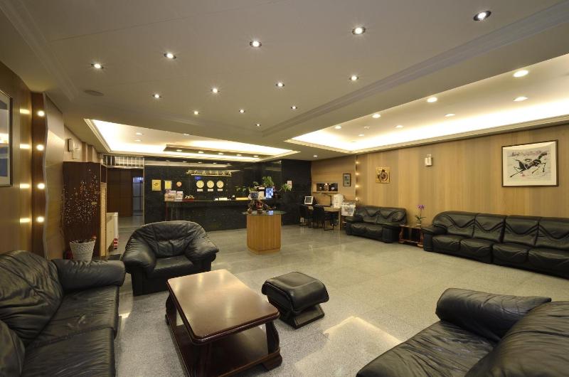 Jiuning Business Hotel - image 10