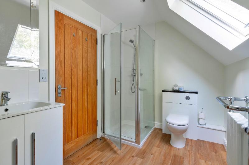 Finest Retreats - The Old Granary - image 2