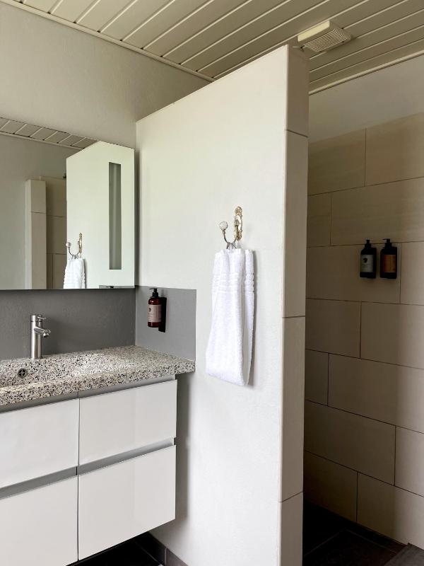 Quadruple Room with Shared Bathroom image 4