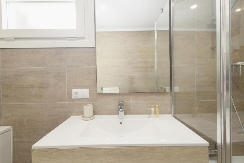 Townhouse recently renovated and 200m from La Cala beach in Mijas Costa - image 43