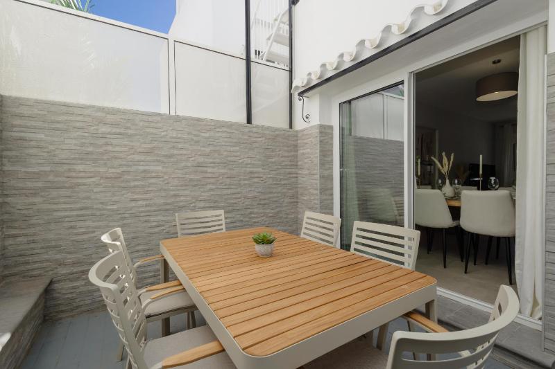 Townhouse recently renovated and 200m from La Cala beach in Mijas Costa - image 46