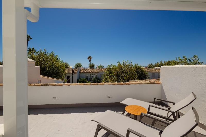 Townhouse recently renovated and 200m from La Cala beach in Mijas Costa - image 25