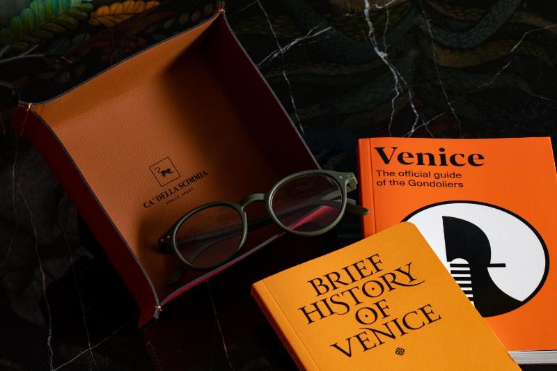 Superior Two-Bedroom Apartment image 4