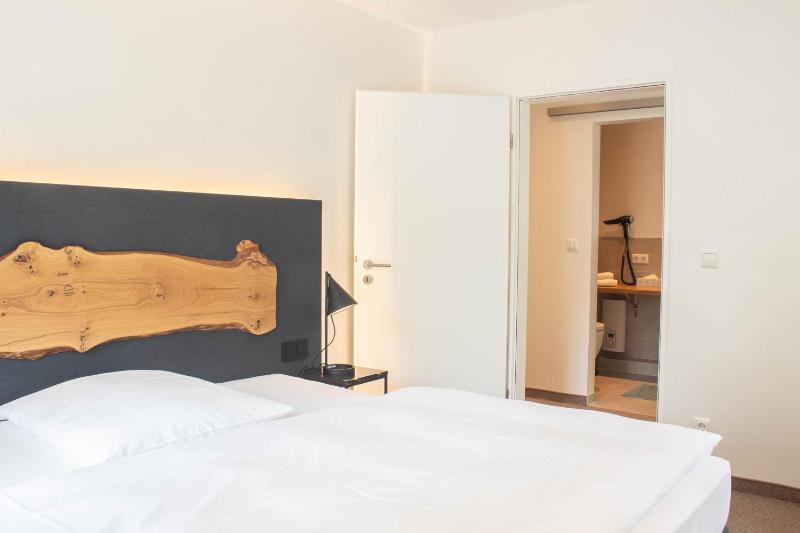 Single Apartment image 1