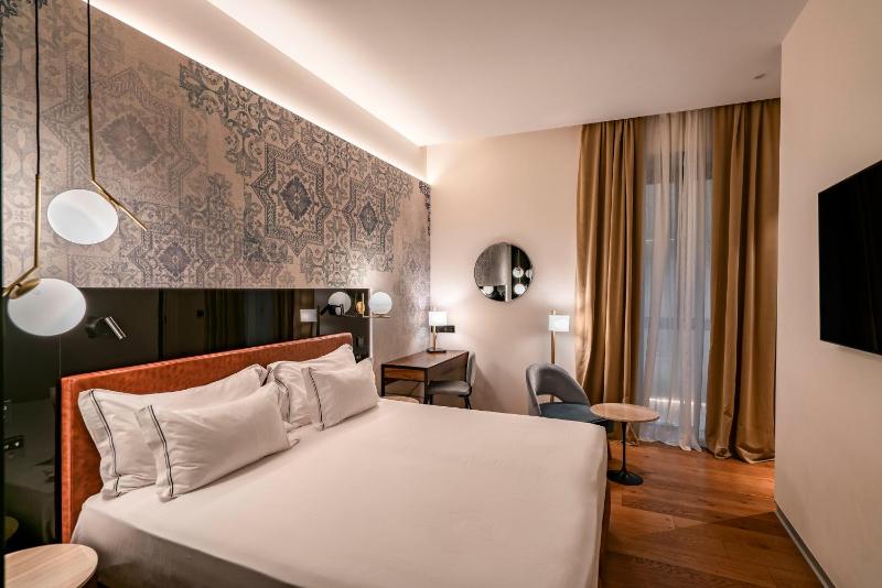 Premium Room image 4