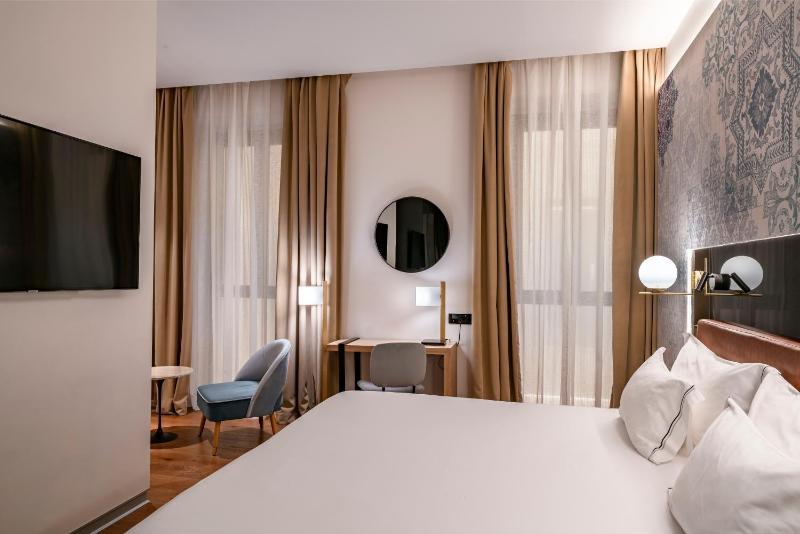 Premium Room image 1