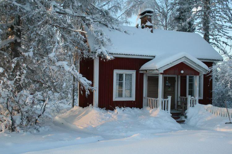 Cottage image 3