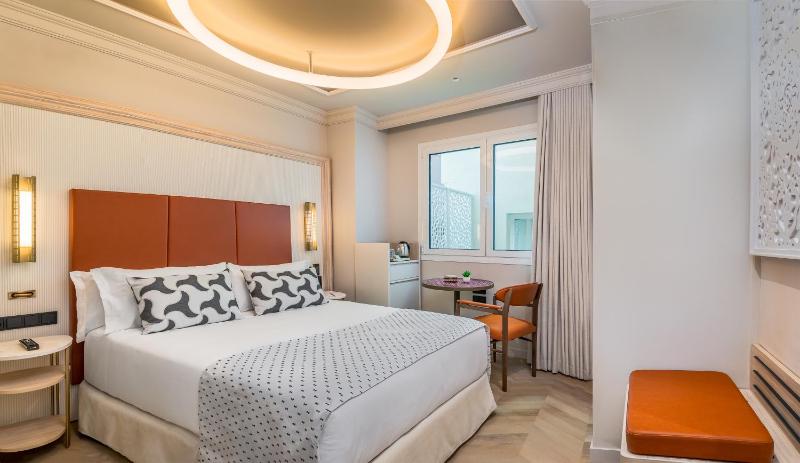 Single Room image 1