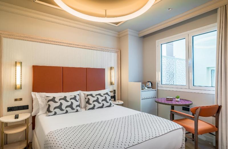 Single Room image 3