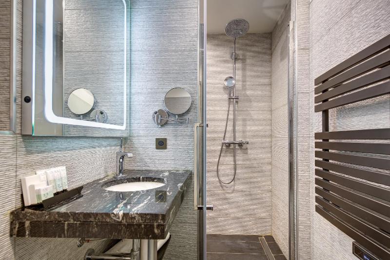 Executive Double Room image 4