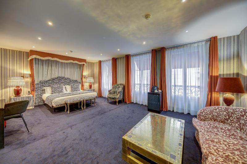 Junior Suite image 2