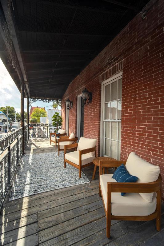 Harbor House Suite A - image 6