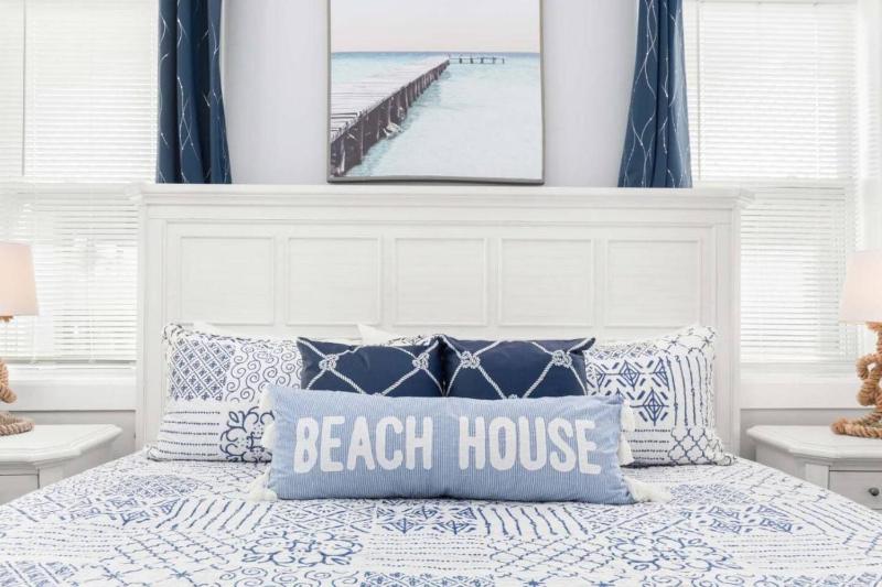 Cozy Entire Home The Breakfast Club House 3BR 2 BA - image 8