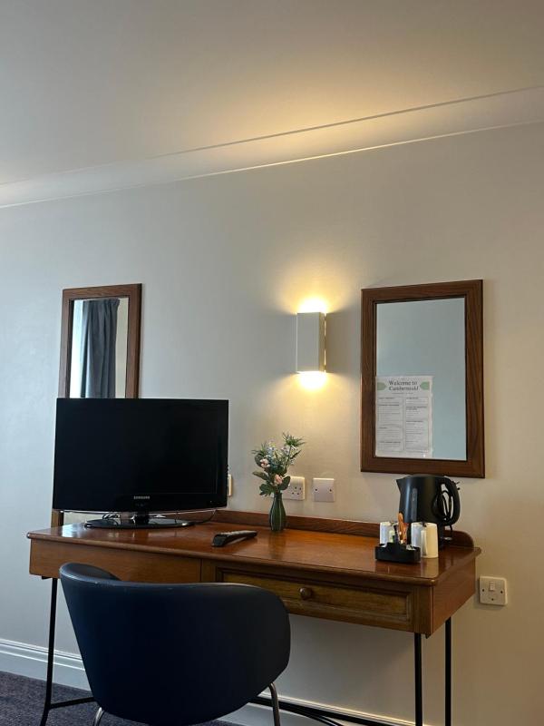 Double Room - Disability Access image 4