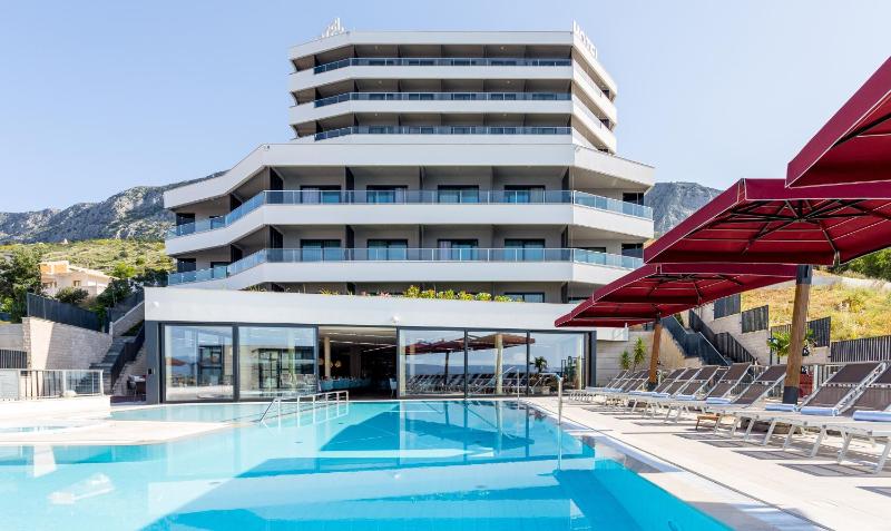Hotel Plaža Duće - image 1