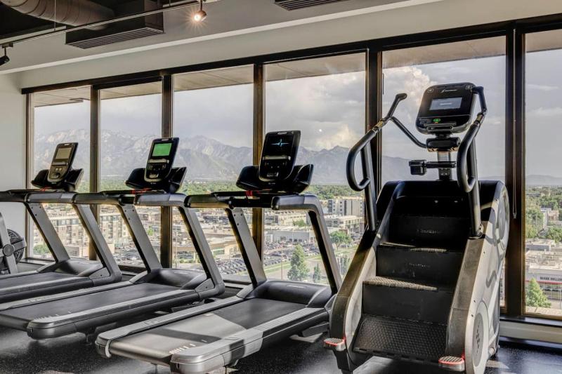 SP DT Stylish Studio Gym View - image 15