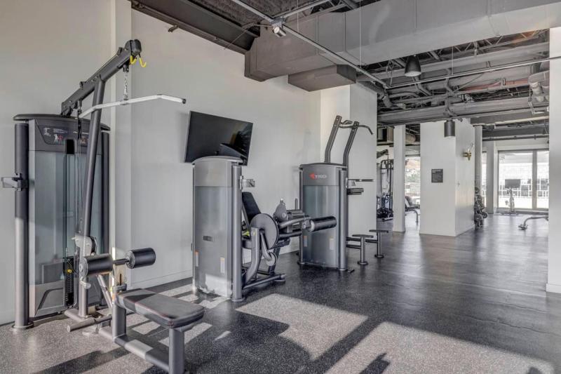 SP DT Stylish Studio Gym View - image 12