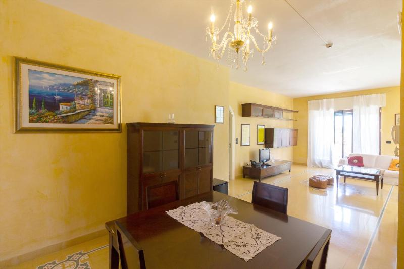 Executive Suite image 2