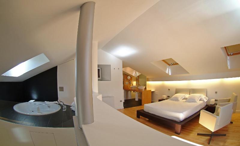 Suite image 3