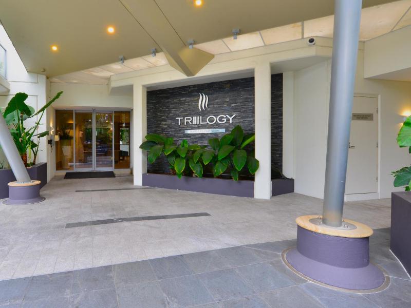 Trilogy Surfers Paradise - image 12