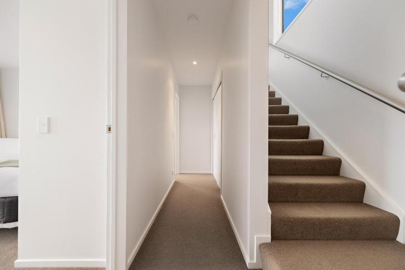 Top of the Lake - Queenstown Holiday Home - image 16