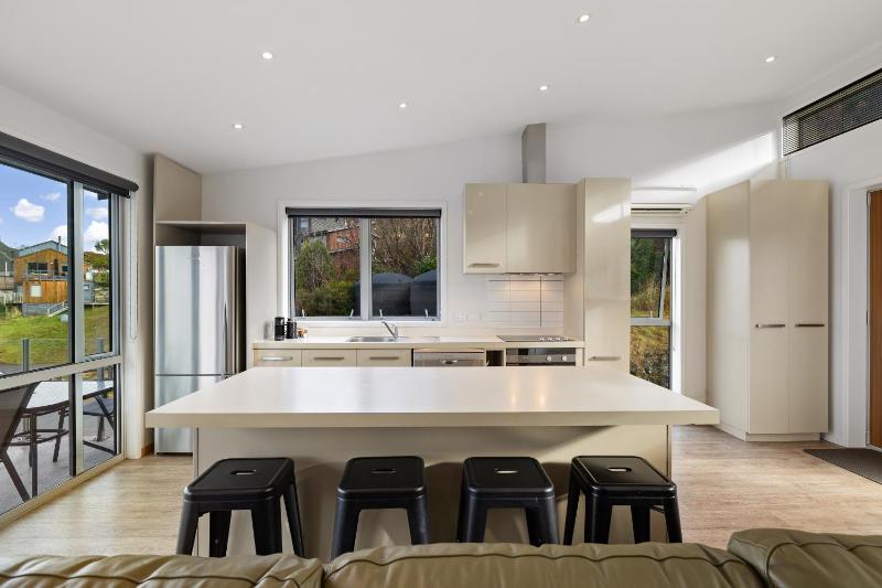 Top of the Lake - Queenstown Holiday Home - image 30
