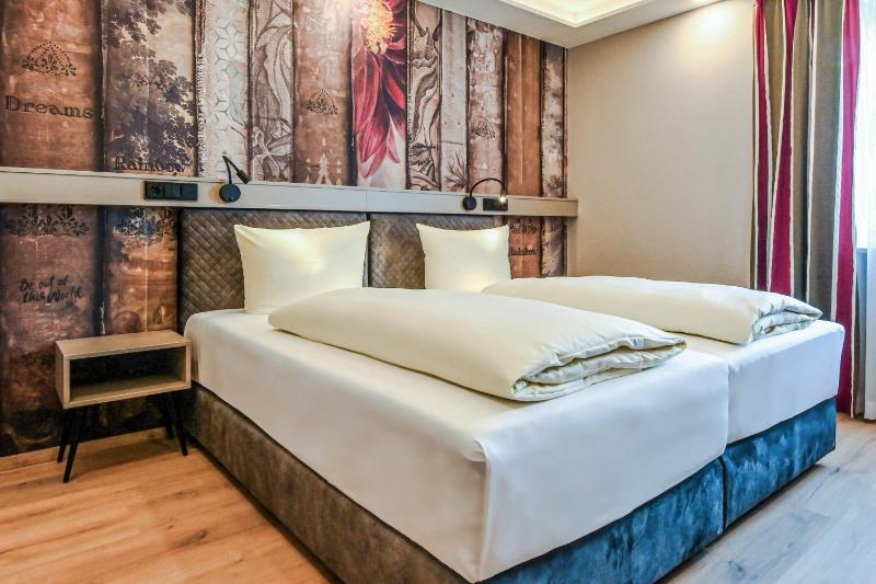 Budget Double Room image 1