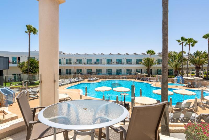 Suite with Pool View image 3