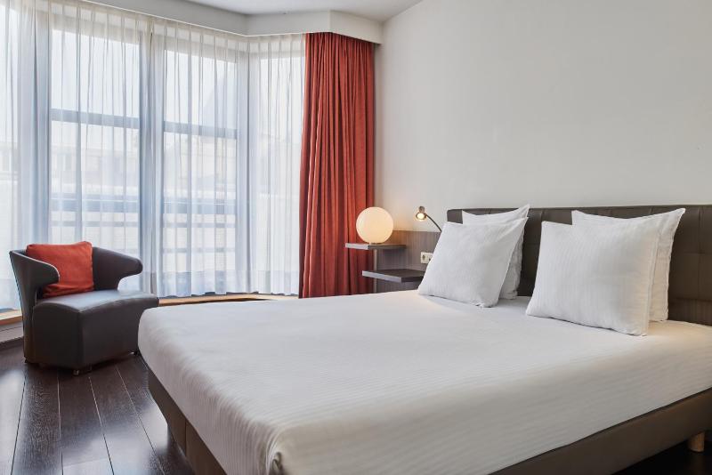 Standard Double Room image 1
