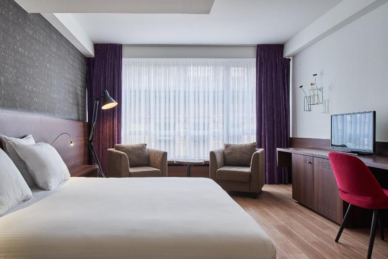 Superior Double Room image 4