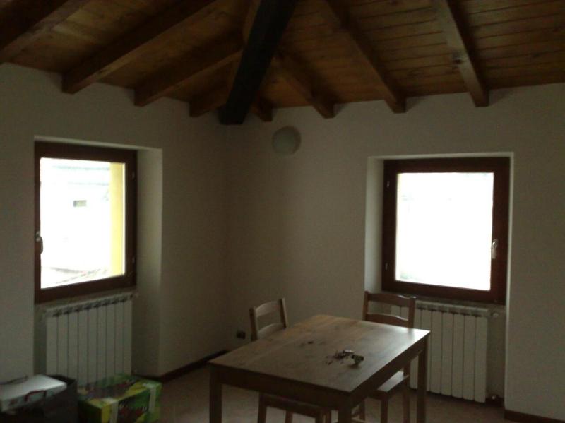 One-Bedroom Apartment image 4