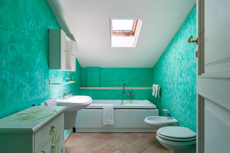 Large Two-Bedroom Apartment - Attic image 1
