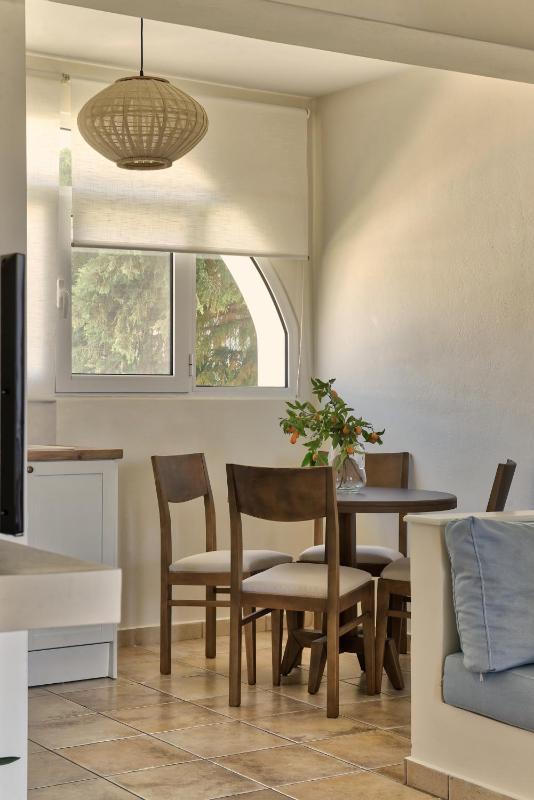 Deluxe Suite with Sea View image 1