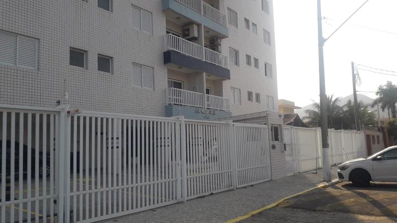 apartamento lindo 3 dormitorios ao lado da praia - image 17