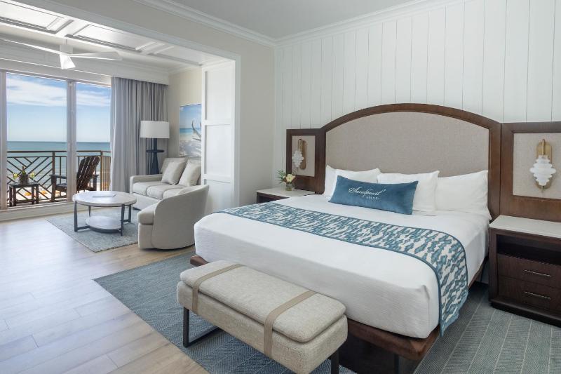 Junior Suite with Gulf View image 1