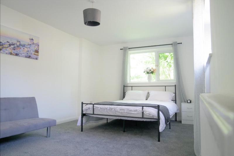 Cosy & Modern 1 Bed Studio Apart-Hotel Images
