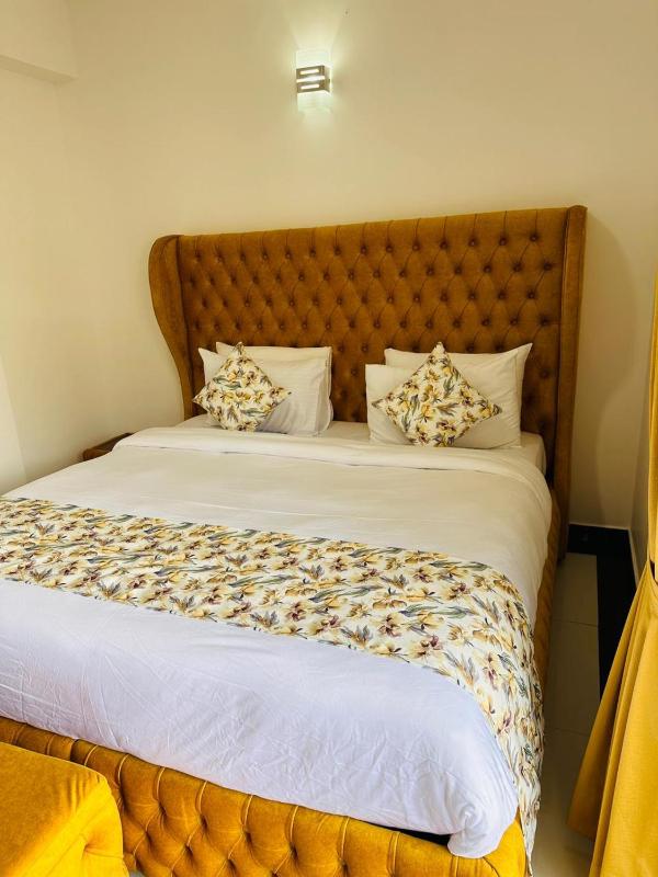 Mariners Cabin Apartment - image 23