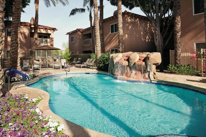 Enjoy all Scottsdale has to offer with the family in this resort 2BD condo - image 26