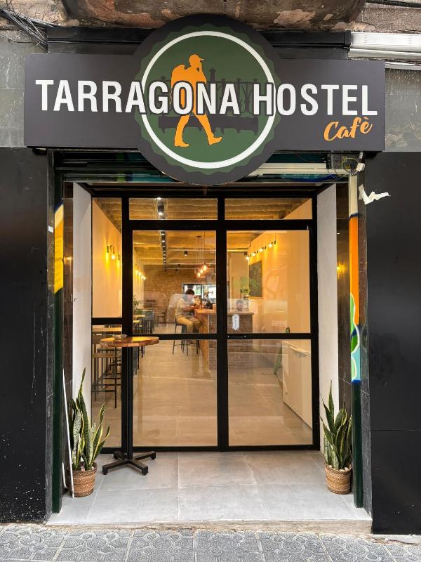 Tarragona Hostel - image 41