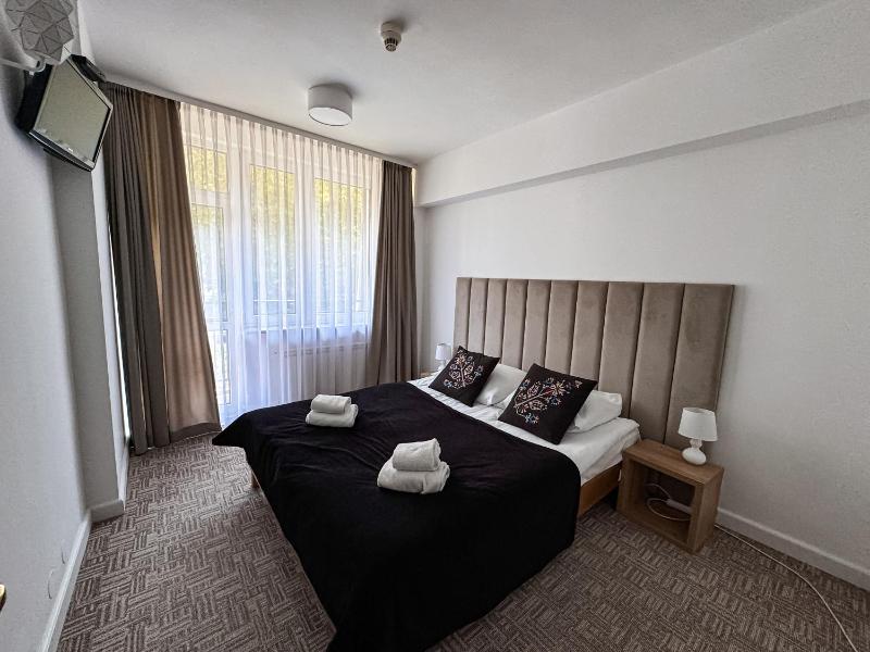 Deluxe Family Room image 1