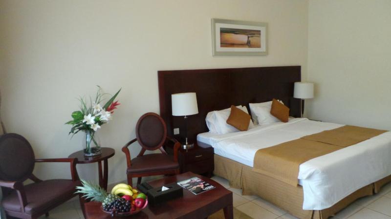 Studio Apartment image 3