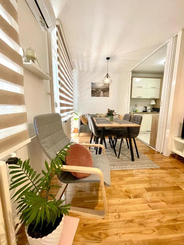 Tiara Vracar Apartment - image 16