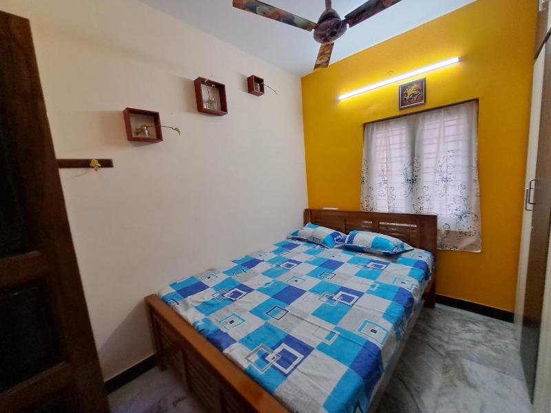 Rooms in Orange Homestay - image 15