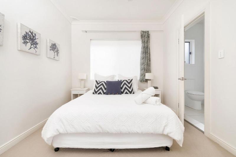 Caroline's Beach House by Experience Jervis Bay - image 4
