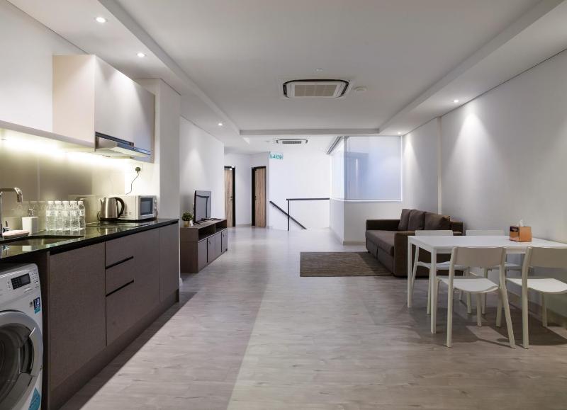 Magazine Vista Hotel Managed by The Ascott Limited - image 2