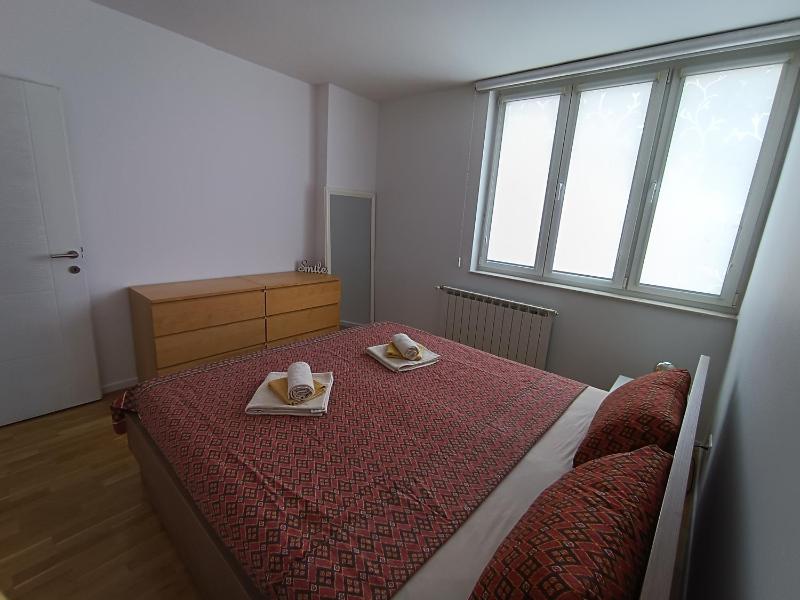 Apartman Mima - Centar - image 14