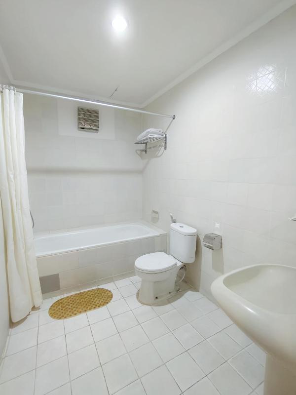 Lombok Garden Hotel - image 23