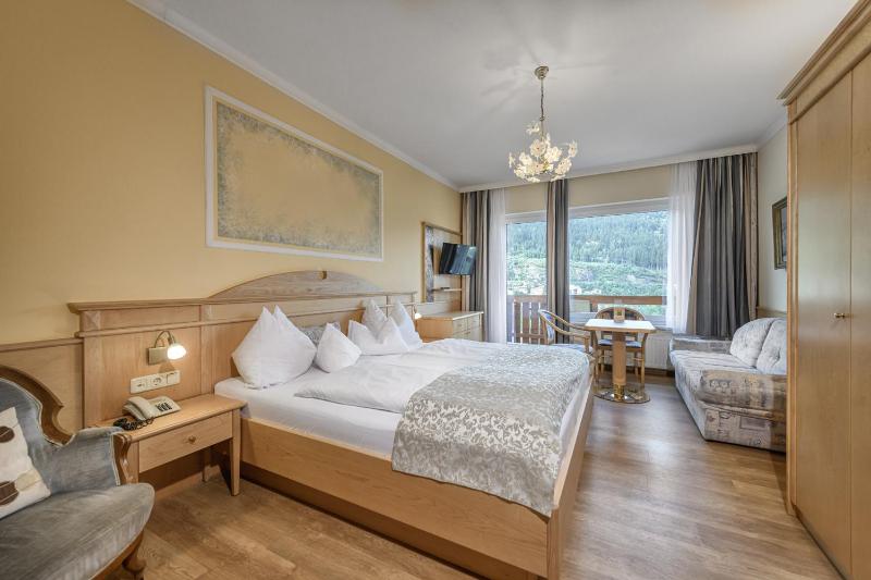 Panorama Room with Balcony image 3