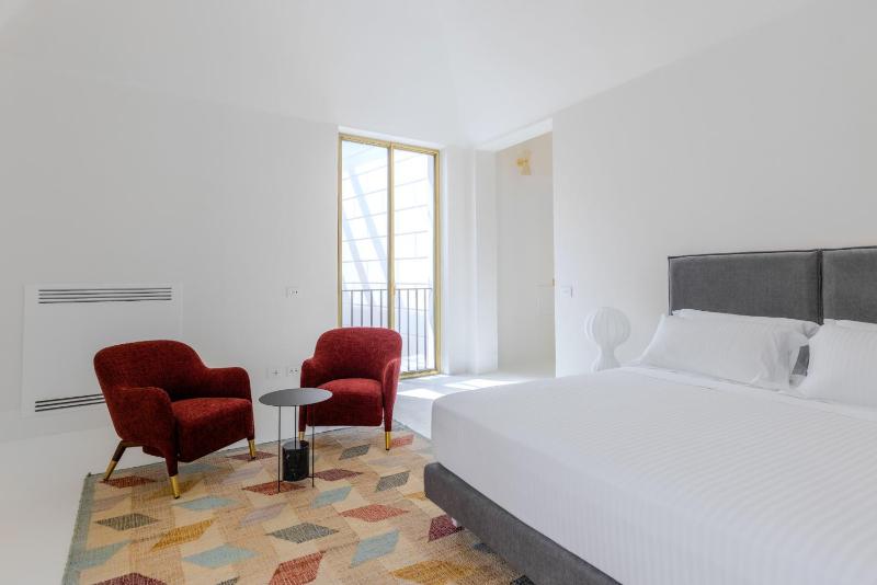 Dome Hotel - image 44